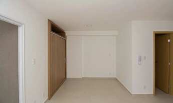 Imagem 5: Studio planejado e com vista livre no Centro para venda e locação