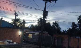 Imagem 6: Terreno todo murado plano no ponto de construção acompanha portão de alumínio