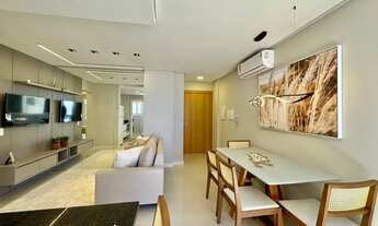 Imagem 6: APENAS UMA QUADRA DO MAR, COM VISTA ETERNA PARA O MAR !!!