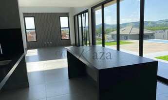 Imagem 4: Oportunidade - Casa em Condomínio - Colinas do Paratehy Norte - Urbanova - 4 Dormitórios