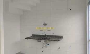 Imagem 3: Sobrado à Venda com 3 Dormitórios, sendo 1 Suíte no Condomínio Villa Europa no bairro Jard