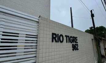 Imagem: Alugo Flat Mobiliado na rua da FMO