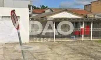 Imagem: Casa / Lote de esquina à venda no Conjunto
