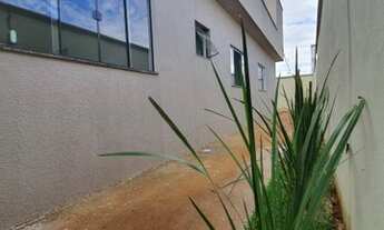 Imagem 3: Casa Alto Padrão 3Q com suíte - Setor Solar Ville