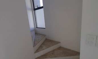 Imagem 2: Duplex fino acabamento com 3 suites em rua privativa pronto pra morar