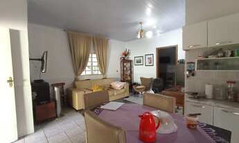 Imagem 6: Casa com 03 quartos, 1 kitnet na lateral; PQ Trindade 2