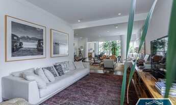 Imagem 7: Lindo em localização privilegiada, vários ambientes sociais e acabamento impecável! Mobili