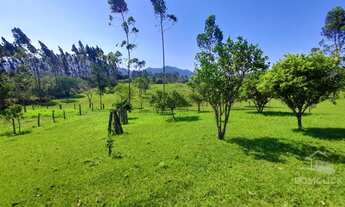 Imagem 2: Sítio para Venda em Paulo Lopes, Bom Retiro, 3 dormitórios, 1 suíte, 2 banheiros, 3 vagas