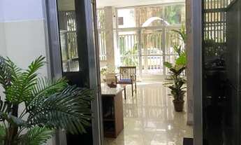 Imagem 1: Apartamento para venda com 70 metros quadrados com 2 quartos em Copacabana - Rio de Janeir