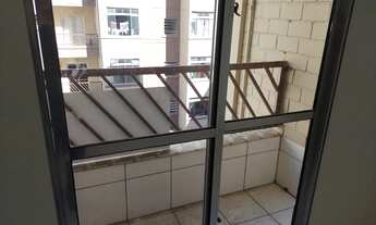 Imagem: Apartamento com Varanda, 2 Dormitorios Próximo