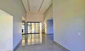 Imagem 2: Casa 4 Quartos, 240 m² c/ lazer à venda no Condomínio Caribe