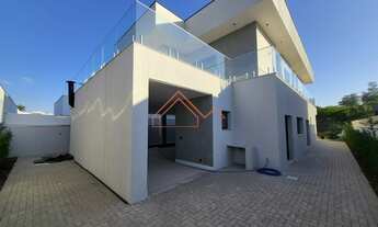 Imagem 2: Sobrado Imponente c/ Piscina Aquecida de Melhor! Materiais de 1° Linha. Frente Área Verde!