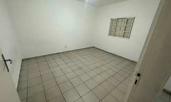 Imagem 4: ALUGO Casa com 1 dormitório