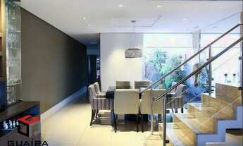 Imagem 3: Sobrado com 3 dormitórios, sendo uma suíte e quatro banheiros no total