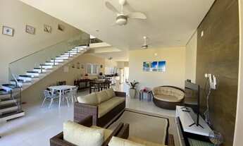 Imagem 4: Casa de condomínio sobrado para venda possui 350 metros quadrados com 4 quartos