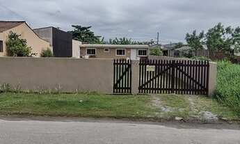 Imagem 3: Amplo terreno com casa averbada para venda em Matinhos