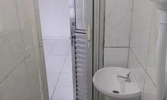 Imagem 4: Alugo 2 comodos com lavanderia e banheiro