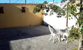 Imagem 2: Aluga-se excelente casa térrea, mobiliada, com 3 quartos adaptada pra PNE no Bairro Ipiran