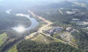 Imagem 6: Área ZUPI com 31.726 m², com frente para a Estrada Gregório Spina