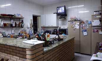 Imagem 5: Casa em terreno com duas moradias