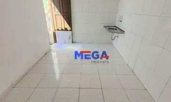 Imagem 5: Casa com 2 dormitórios para alugar por R$ 655,00/mês - Novo Crato - Crato/CE