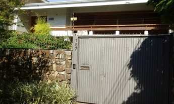 Imagem 6: Casa imensa , 7 salas 5 banheiros, anexo com churrasqueira e deck em madeira