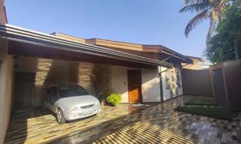 Imagem 3: Casa térrea para venda ou troca possui 384mt com 3 quartos e 2 suítes em Jardim Macarenko