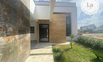 Imagem: Casa térrea com 3 suítes à venda, 215