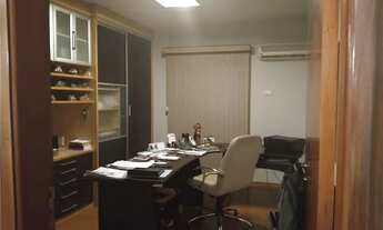 Imagem 3: Apartamento para Alugar - 3 quartos sendo 1 suíte - 199 m² - por R$ 4.800 - Vila Medon - A