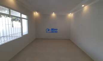 Imagem 4: CASA LINDA TOTALMENTE REFORMADA NO COMEÇO DO BOSQUE DOS EUCALIPTOS ! 03 DORMITÓRIOS, SENDO