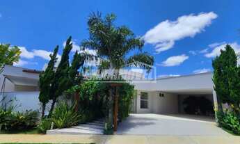 Imagem: Casa com 3 suítes no Condomínio Sunset