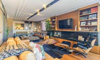 Imagem 5: *Cobertura Exclusiva com Vista Deslumbrante e Acabamentos Premium em Porto Alegre*