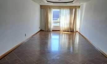 Imagem: Amplo apartamento no coração do bairro