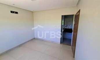 Imagem 2: Sobrado novo Jardins Parma, casa com piscina Senador Canedo, imóvel novo condomínio fechad