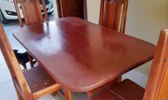 Imagem: Mesa em madeira