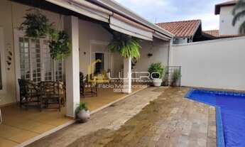 Imagem 2: Sobrado para venda com 385 m² e 3 quartos em Jardim Estoril, Bauru - SP