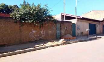 Imagem 1: Casa 3 Quartos à Venda no Bairro Vila Sion - Montes Claros/MG