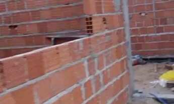 Imagem 7: Casa em fase de acabamento