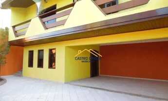 Imagem 1: Casa com 3 quartos para alugar, contendo 288 m² de área útil no bairro Parque das Nações