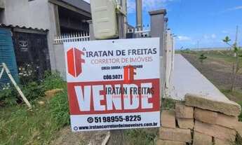 Imagem 2: Casa com 2 dormitórios à venda por R$ 320.000,00 - Praia Real - Torres/RS