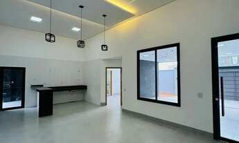 Imagem 2: Casa sozinha no lote setor três marias