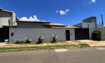 Imagem: Casa ampla e muito bem localizada no Vilas