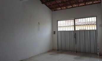 Imagem 3: Vende se casa. Detalhe se interessados falar com os proprietários