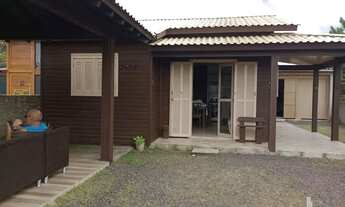 Imagem 2: Casa a 200m da Praia