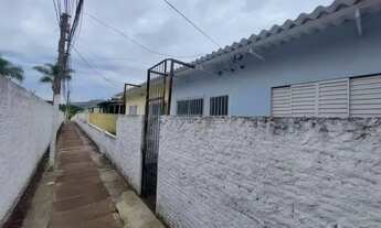 Imagem 2: Casa semi-mobiliada com 1 quarto no bairro Medianeira