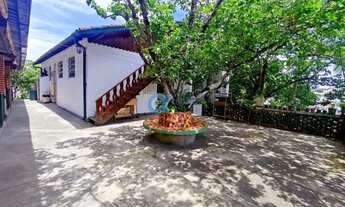 Imagem 2: Linda Casa com Amplo Terreno a Venda no Valparaíso - Petrópolis/RJ