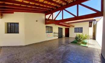 Imagem 2: Casa com 3 dormitórios para alugar, 168 m² por R$ 3.636,90/mês - Chácara Rodrigues - Ameri