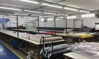 Imagem 3: Galpão/Depósito/Armazém para venda possui 2368 metros quadrados com 5 quartos