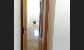 Imagem 2: Excelente casa individual em lote 288m2, 2 qtos, garagem p/6carros - Recanto Verde - Esmer