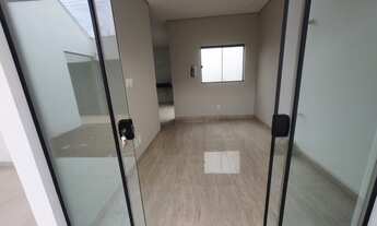 Imagem 6: Sobrado para venda possui 90 metros quadrados com 2 quartos em Novo Mundo - Uberlândia - M